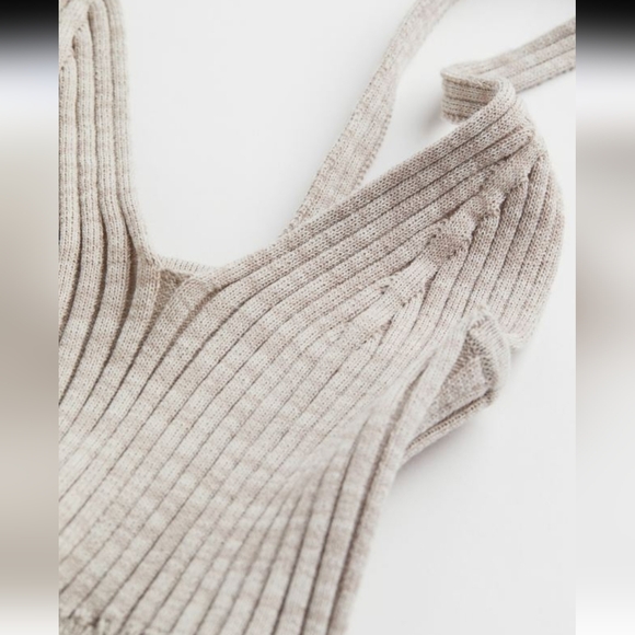 H&M - Ribbed Knit Tank Top - nwot - Picture 10 of 10